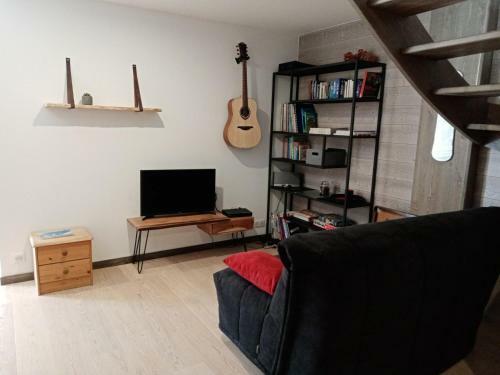 Chalet Ch�tel, 6 Pi�ces, 10 Personnes - Fr-1-198-213