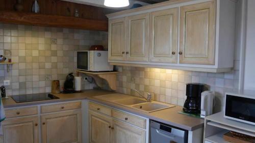 Holiday Home Crozon - Bre06110h-f
