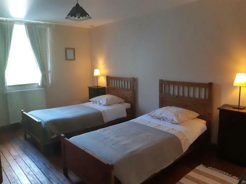 G�te Cuvilly, 4 Pi�ces, 6 Personnes - Fr-1-526-23