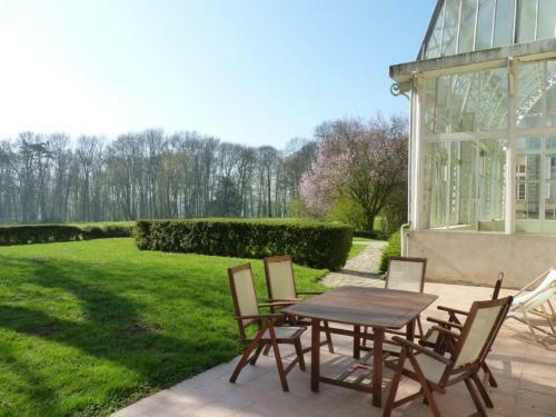 G�te Cuvilly, 4 Pi�ces, 6 Personnes - Fr-1-526-23