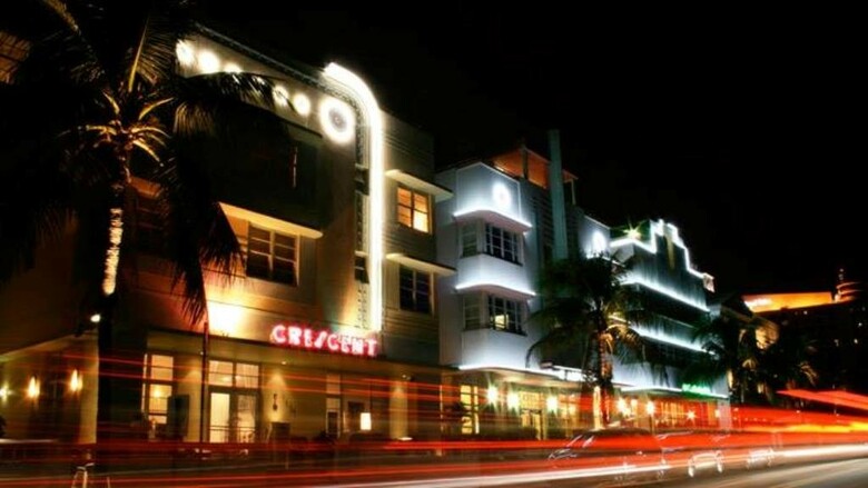 Hotel Crescent Resort