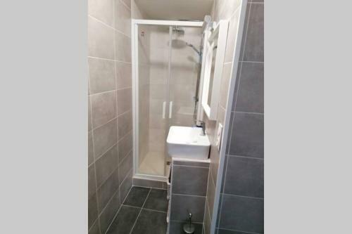Apartamento Beau Studio Avec Terrasse Sur La Commune D'etampes