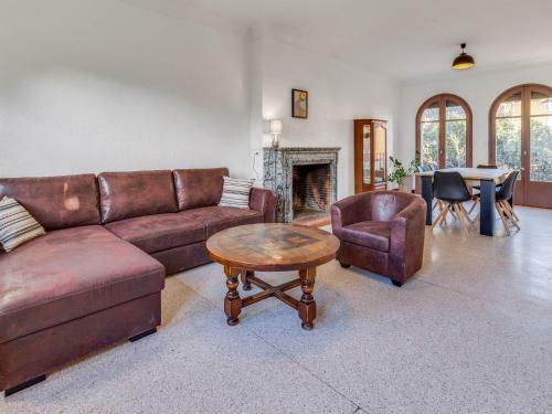 Alluring Holiday Home In Estagel With Private Pool