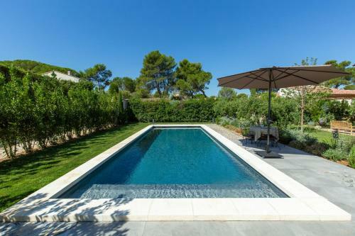 Hostal Le Mas Des F�es