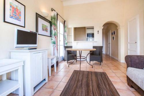 Apartamento Les Bastides Aux Restanques Du Golfe de St-tropez - Maeva Home