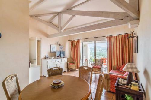 Apartamento Les Bastides Aux Restanques Du Golfe de St-tropez - Maeva Home