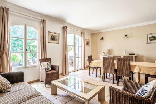 Les Villas Aux Restanques Du Golfe de St-tropez - Maeva Home