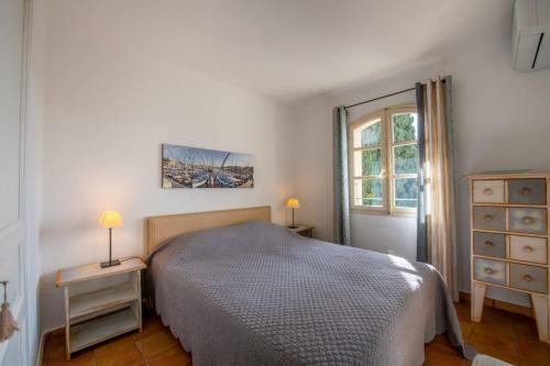 Elegant Village House In Grimaud