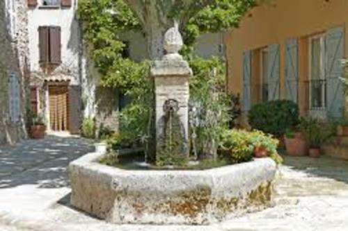 Elegant Village House In Grimaud