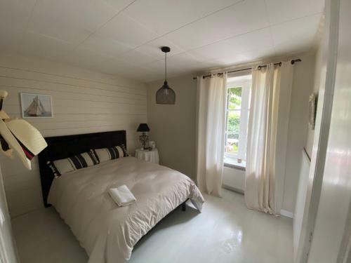 Hostal Le Petit Chateau