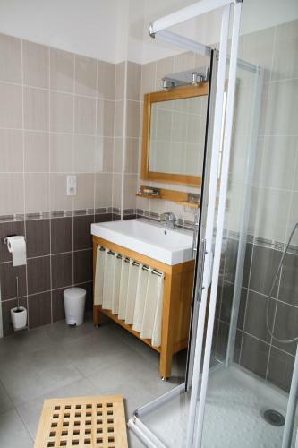 Apartamento Kaneta - Apt 3*** Dans Villa Typique Et Piscine