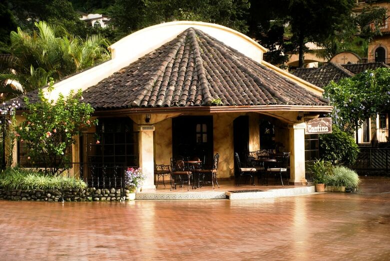 Hotel Valle Escondido Resort Golf & Spa