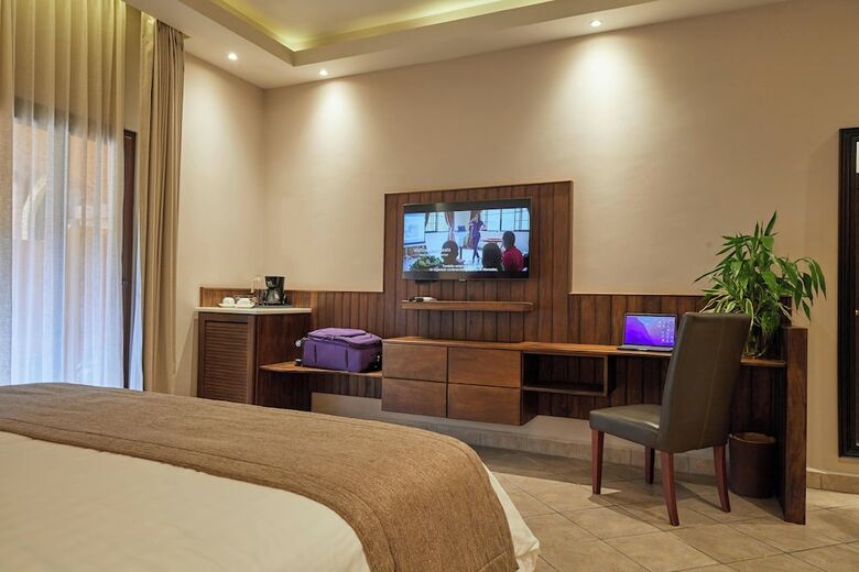 Hotel Valle Escondido Resort Golf & Spa