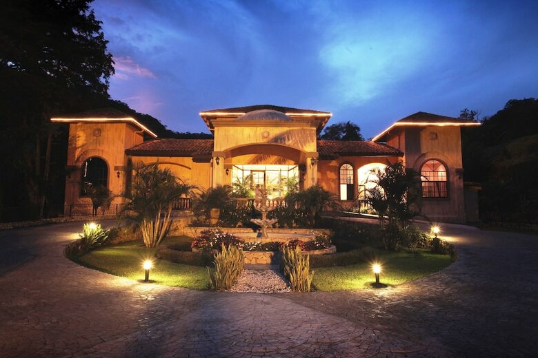 Hotel Valle Escondido Resort Golf & Spa