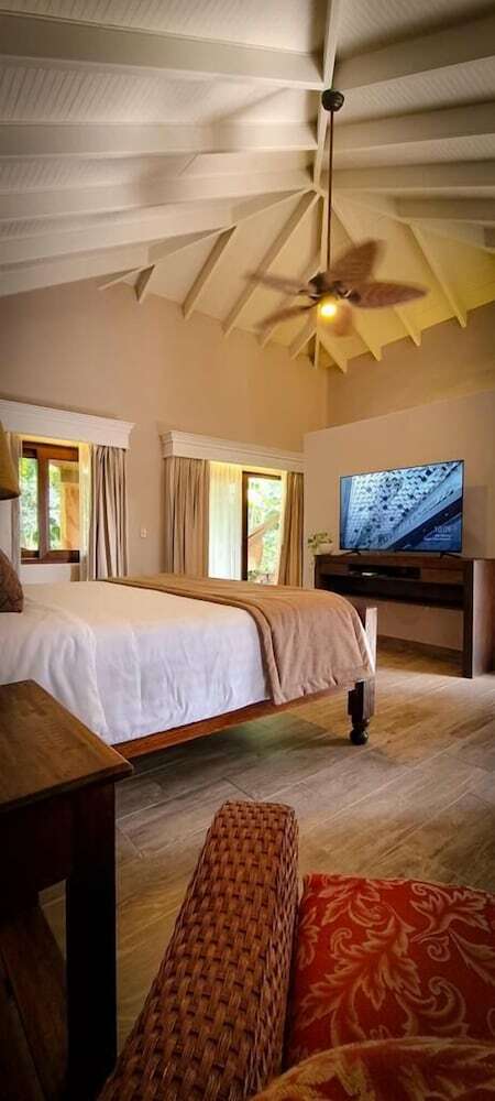 Hotel Valle Escondido Resort Golf & Spa