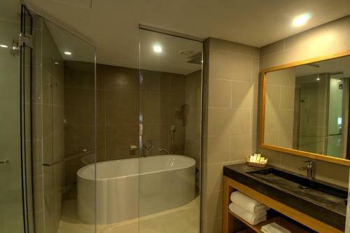 Hotel Ramee Dream Resort