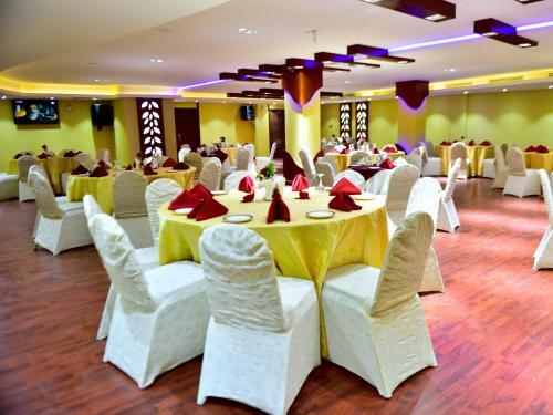 Al Bahjah Hotel