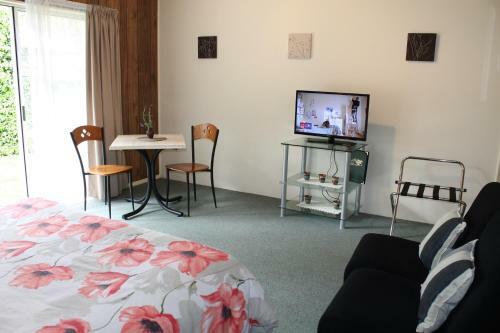 Anglers Paradise Motel