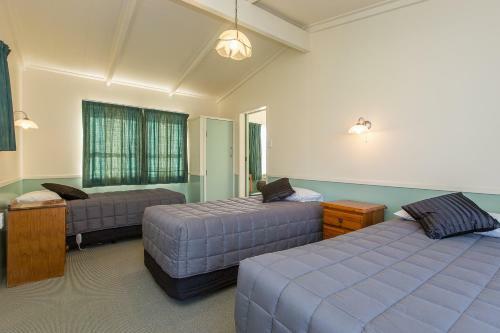 18th Avenue Thermal Motel