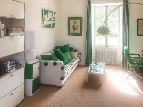 La Garnache Villa Sleeps 20 With Pool And Wifi