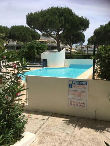 Quiet Apartment With Pool 10min From The Beaches