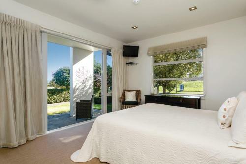 B&B @ Number Ten