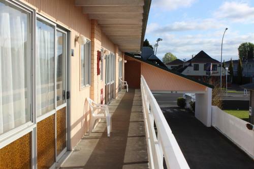 Cedar Lodge Motel