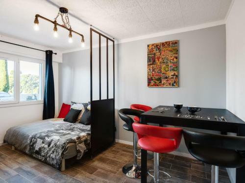 Modern Apartment In Le Cannet Near Centre