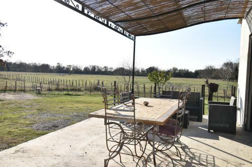 Villa Mas Typique En Pleine Camargue Le Cailar