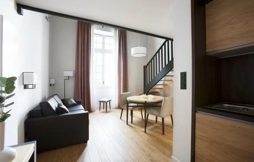 Hotel College Des Doctrinaires