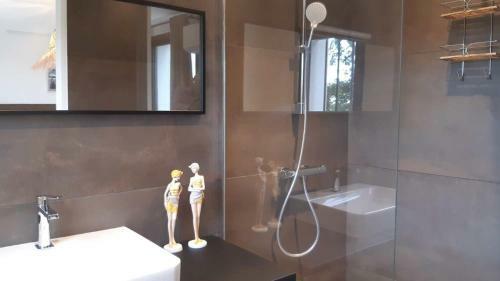 Villa Proven�ale Contemporaine Vue Mer