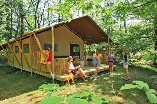 Camping Le Pech Charmant