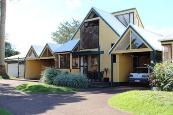 Bucklands Beach Waterfront Motel
