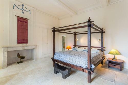 Limousis Chateau Sleeps 12 Pool Wifi