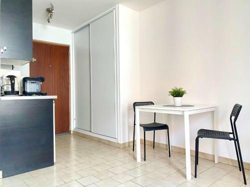 Apartamento ? Studio Neuf Confort Et �colo ? Proche Orly/massy/paris