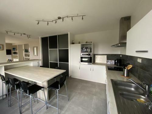 Holiday Home Locquirec - Bre05110c-f