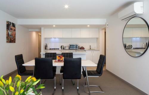 22 Hallenstein Apartment (m2)