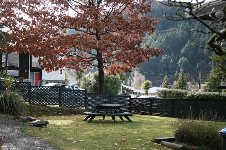 Hotel Pinewood Lodge
