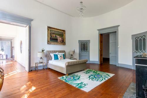 Le Fousseret Chateau Sleeps 14 Pool Wifi