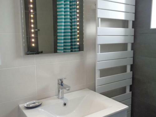 G�te Maringes, 3 Pi�ces, 4 Personnes - Fr-1-496-174