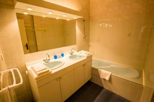Bed & Breakfast Chambres D'h�tes - Domaine de Bardenat
