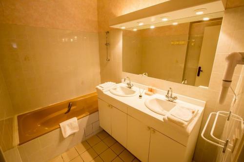 Bed & Breakfast Chambres D'h�tes - Domaine de Bardenat