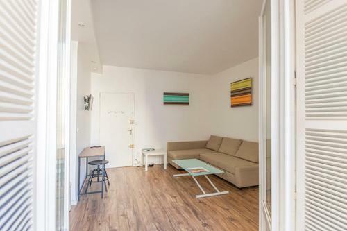 Apartamento Splendid Bright Apt With Balcony Old Port