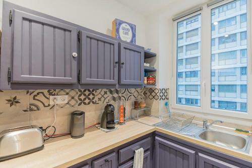 Design And Air Conditioned Apartment