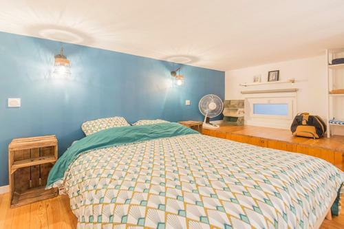 Design And Air Conditioned Apartment