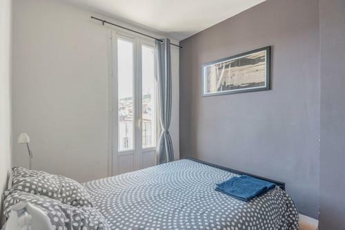 Charming And Bright Apartment In The Old Port