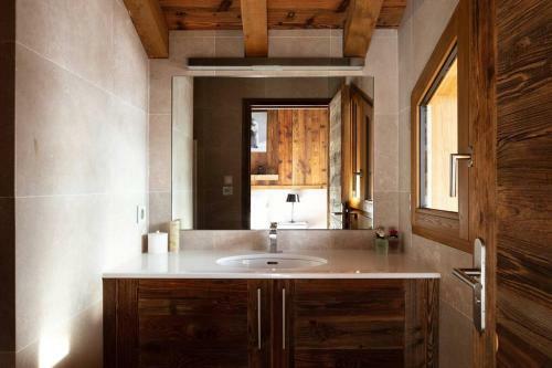Chalet Wood