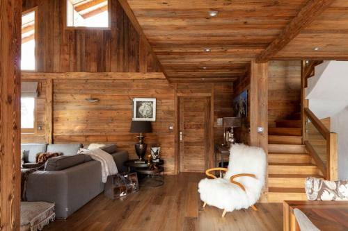Chalet Wood