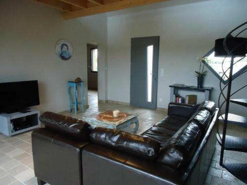 G�te M�nil, 3 Pi�ces, 4 Personnes - Fr-1-600-112