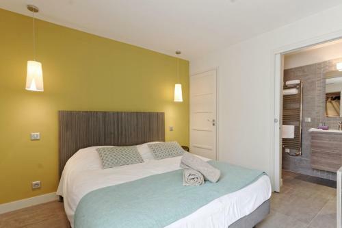 Verlaine Private Apartment